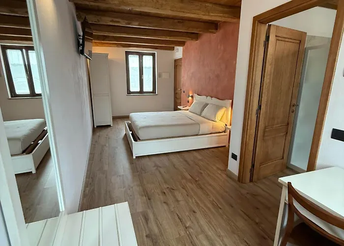 Cascina La PalazzinaAgriturismo